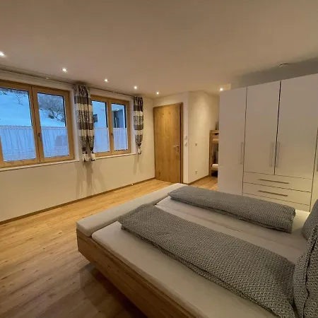 Mona Apartment Buerserberg