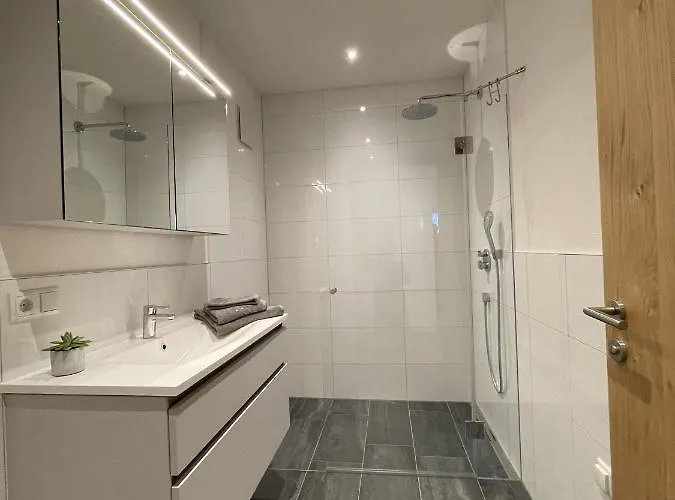 Apartment Mona Buerserberg