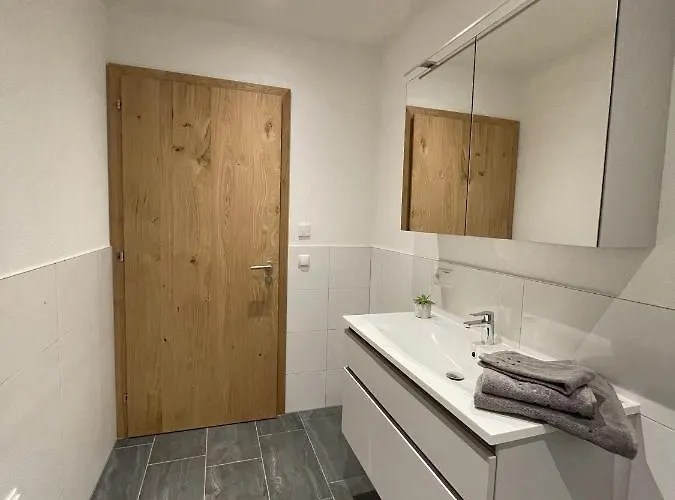 Apartment Mona Buerserberg